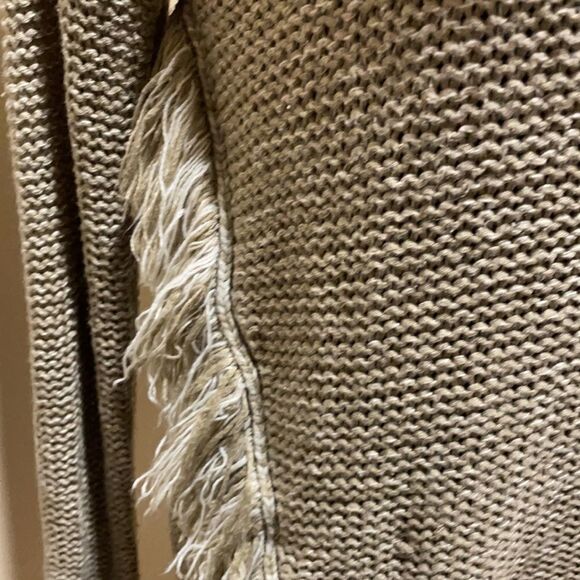 R D Style | Fringe Trim Knit Sweater - Picture 11 of 15
